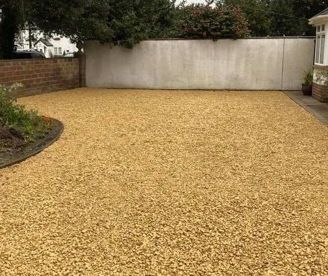 image of gravel driveway